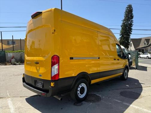 2021 Ford Transit-250 Base