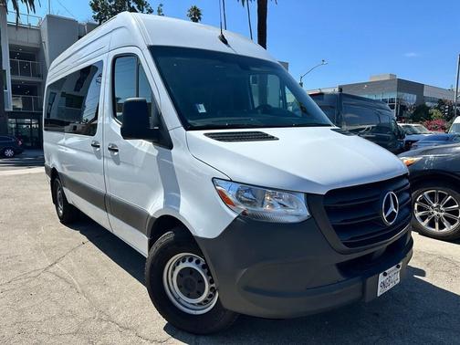 2024 Mercedes-Benz Sprinter 2500 Standard Roof