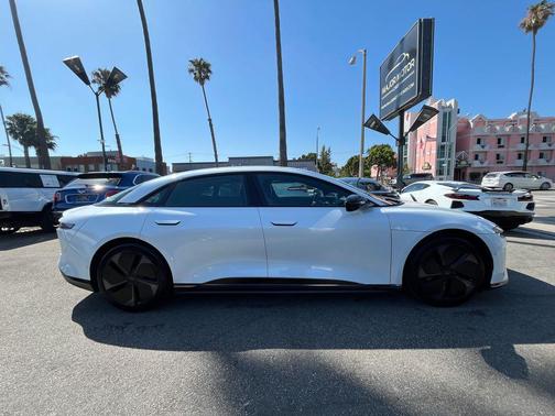 White Metallic 2024 Lucid Air Touring