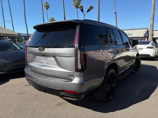 2022 Cadillac Escalade Premium Luxury