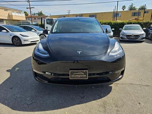 2023 Tesla Model Y Long Range Dual Motor All-Wheel Drive