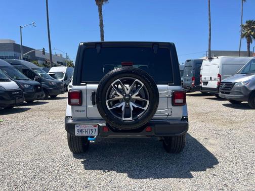 Silver Zynith Clearcoat 2024 Jeep Wrangler 4xe Sport S