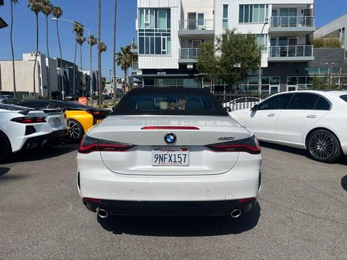 Mineral White Metallic 2025 BMW 430 i