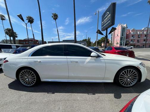 Diamond White 2022 Mercedes-Benz S-Class 4MATIC