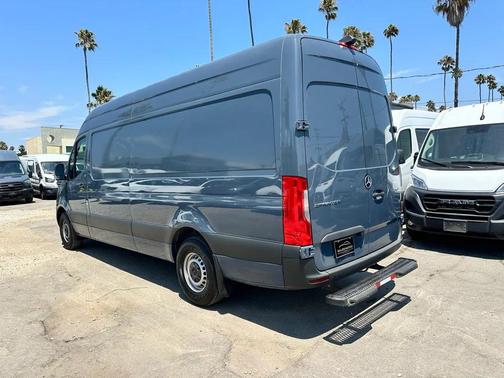 2019 Mercedes-Benz Sprinter 2500