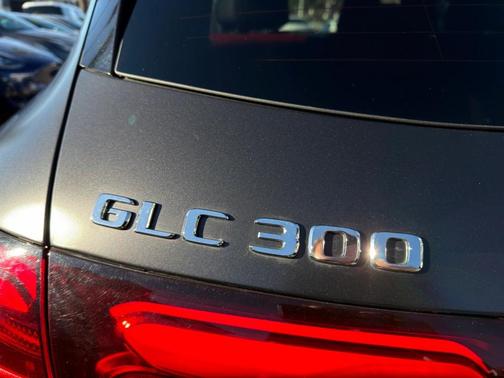 2024 Mercedes-Benz GLC 300 Base