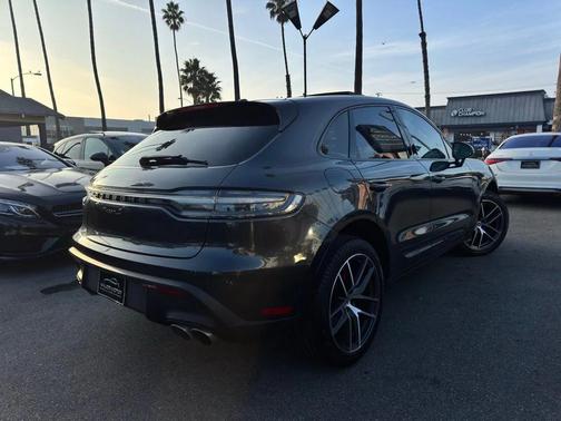 2023 Porsche Macan S