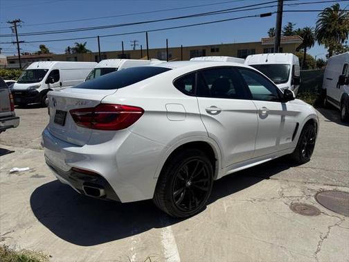 2018 BMW X6 xDrive35i