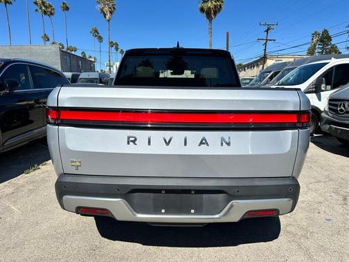 2023 Rivian R1T Adventure Quad Motor Large Pack