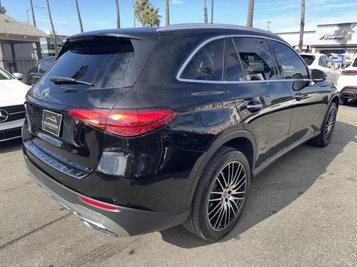 2023 Mercedes-Benz GLC 300 Base