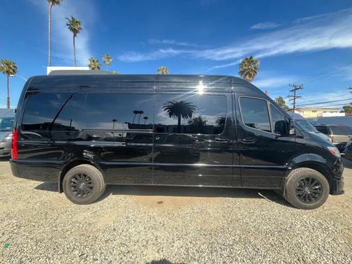 2024 Mercedes-Benz Sprinter 2500 High Roof