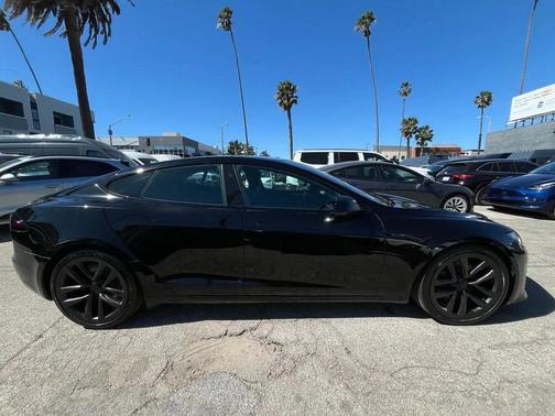 2022 Tesla Model S Dual Motor All-Wheel Drive