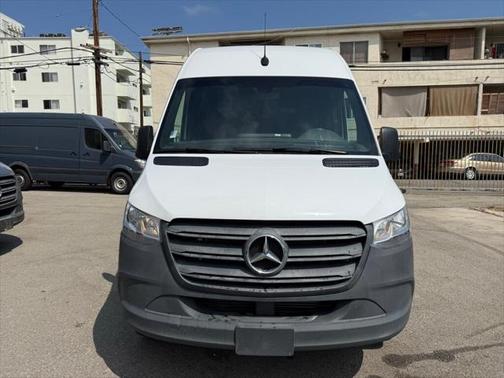2022 Mercedes-Benz Sprinter 2500 Standard Roof