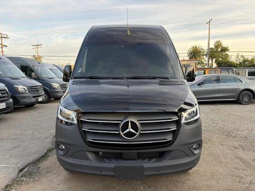 2024 Mercedes-Benz Sprinter 2500 High Roof