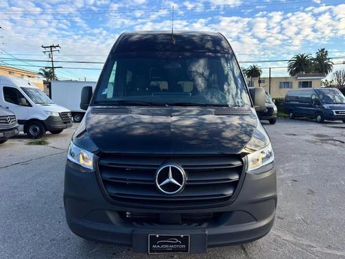 2024 Mercedes-Benz Sprinter 2500 Standard Roof
