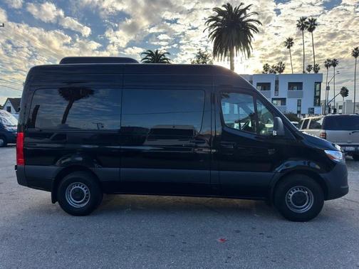 2024 Mercedes-Benz Sprinter 2500 Standard Roof