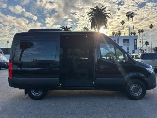 2024 Mercedes-Benz Sprinter 2500 Standard Roof