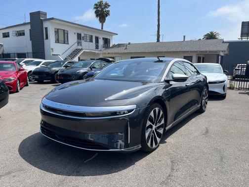 Quantum Gray Metallic 2023 Lucid Air Grand Touring