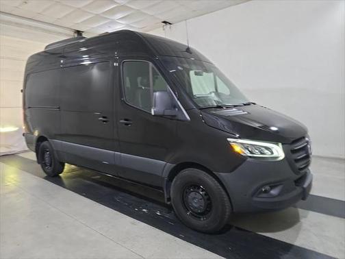 2024 Mercedes-Benz Sprinter 2500 Standard Roof