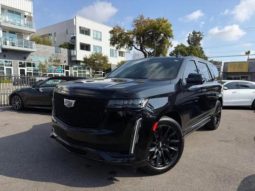 2023 Cadillac Escalade Sport