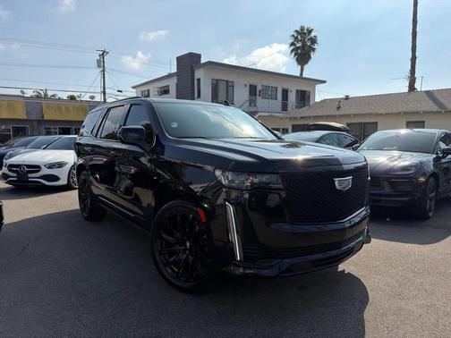 2023 Cadillac Escalade Sport