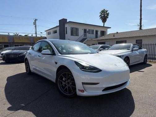2023 Tesla Model 3 Standard Range