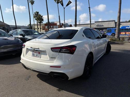 2022 Maserati Ghibli Modena