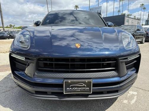 2022 Porsche Macan Base