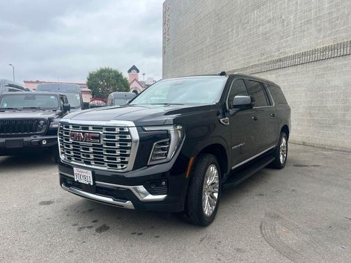 Onyx Black 2025 GMC Yukon XL Denali