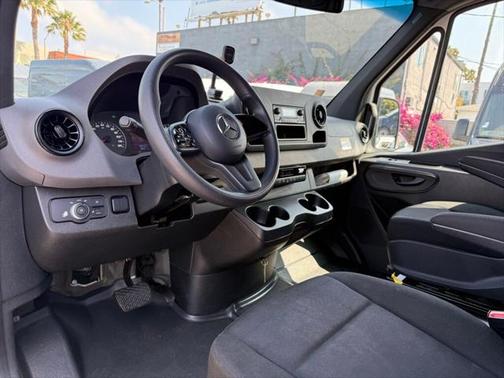 2022 Mercedes-Benz Sprinter 2500 High Roof