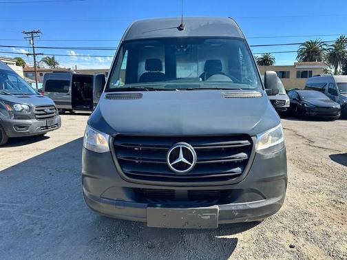 2019 Mercedes-Benz Sprinter 2500 Cargo 170 WB