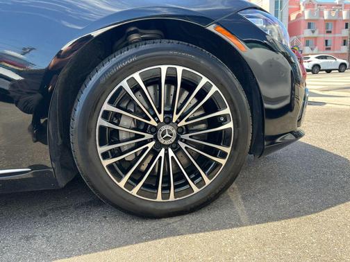 Black 2024 Mercedes-Benz S-Class S 580e 4MATIC