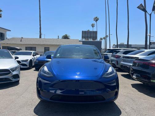 Deep Blue Metallic 2023 Tesla Model Y RWD
