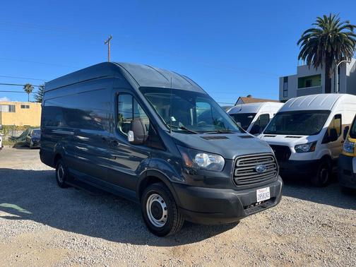 Oxford White 2019 Ford Transit-250 Base