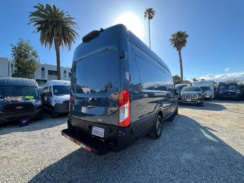 Oxford White 2019 Ford Transit-250 Base
