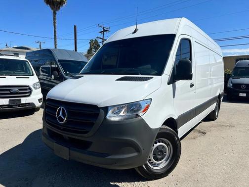 2023 Mercedes-Benz Sprinter 2500 High Roof