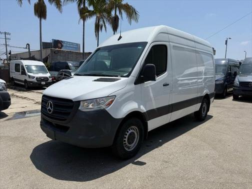 2022 Mercedes-Benz Sprinter 2500 Standard Roof