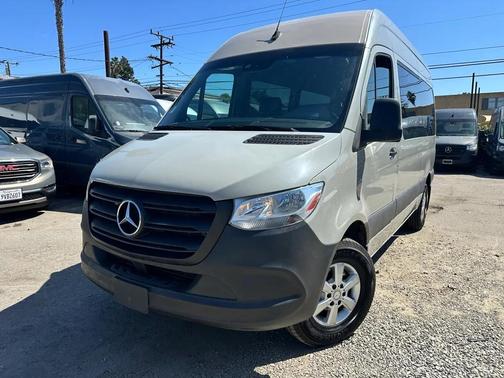 2021 Mercedes-Benz Sprinter 2500 Standard Roof