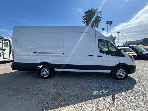 Oxford White 2023 Ford Transit-350 Base