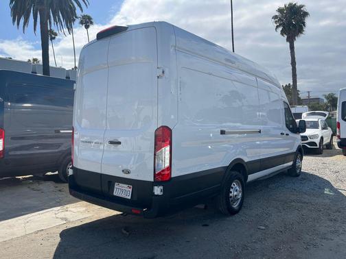 Oxford White 2023 Ford Transit-350 Base