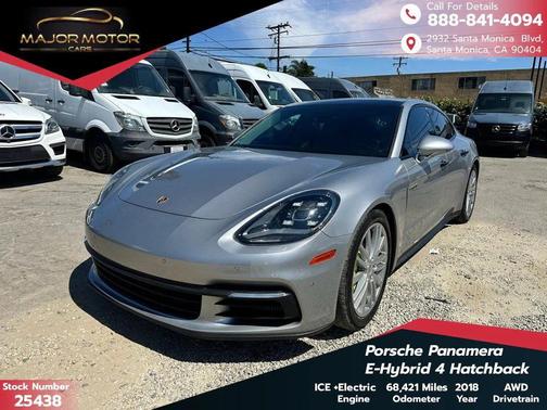 2018 Porsche Panamera 4