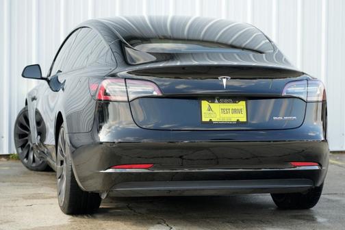 2022 Tesla Model 3 Performance