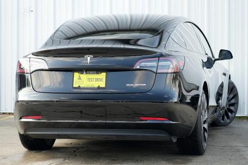 2022 Tesla Model 3 Performance