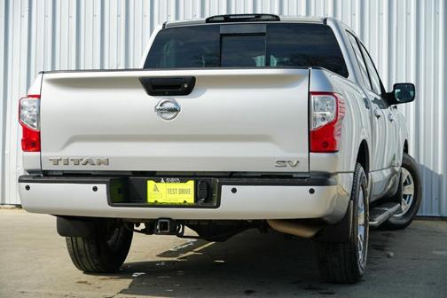 2018 Nissan Titan SV