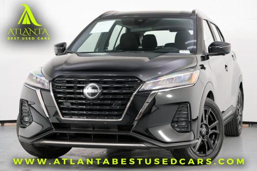 2022 Nissan Kicks SR