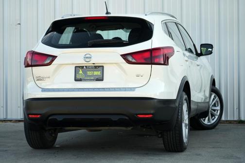 2017 Nissan Rogue Sport SV