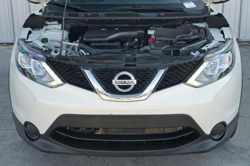 2017 Nissan Rogue Sport SV