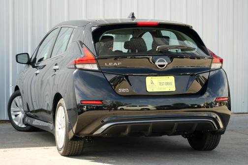 2024 Nissan Leaf S
