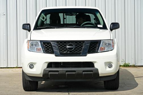 2020 Nissan Frontier SV