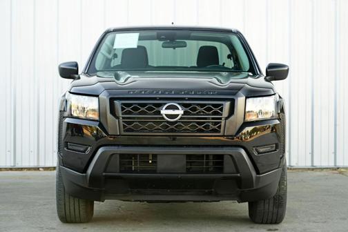 2023 Nissan Frontier S